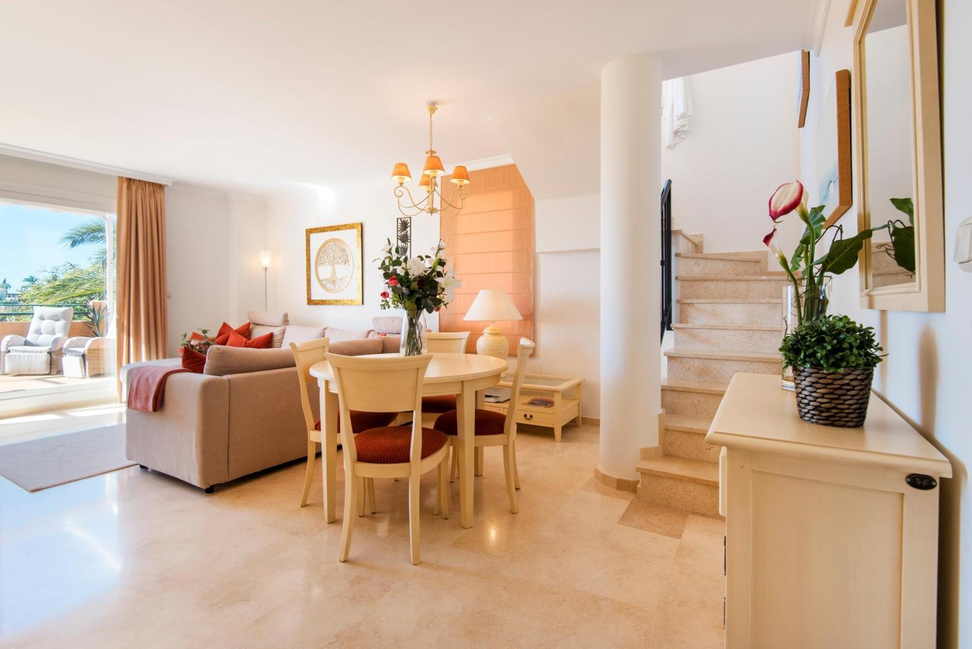 מארבלה Rentandhomes Penthouse Elviria Golf מראה חיצוני תמונה
