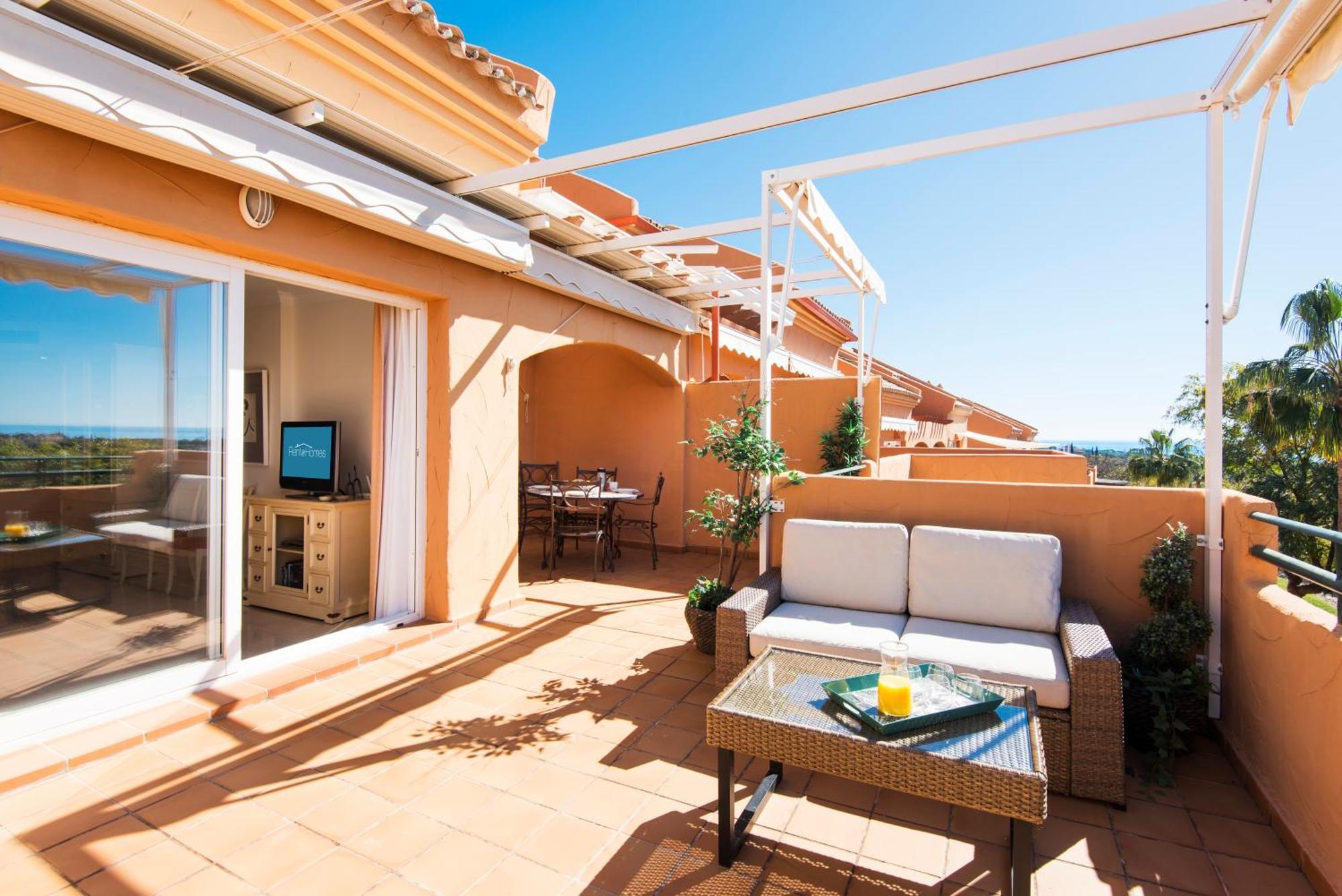 מארבלה Rentandhomes Penthouse Elviria Golf מראה חיצוני תמונה
