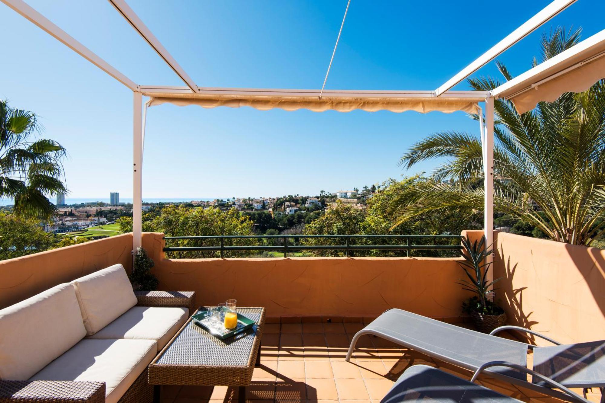 מארבלה Rentandhomes Penthouse Elviria Golf מראה חיצוני תמונה